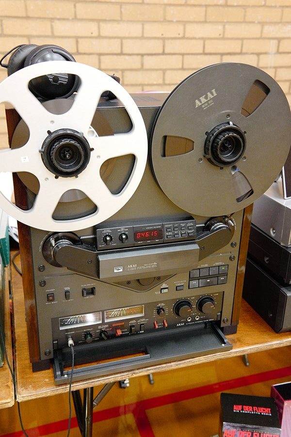 Project R2R building new reel-to-reel tape machine